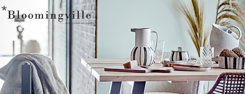 Bloomingville Shop - Modernes Geschirr und Tischkultur aus Keramik mit Marita und Krug Savitha - Gedeckter Tisch mit Wohnhaus Welten